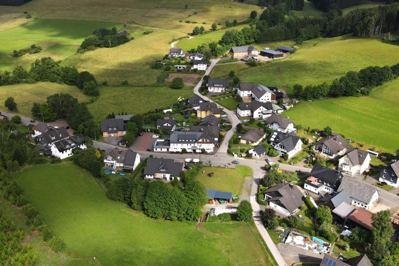 Landhaus Lenneper-Fuehrt Kirchhundem Exteriör bild